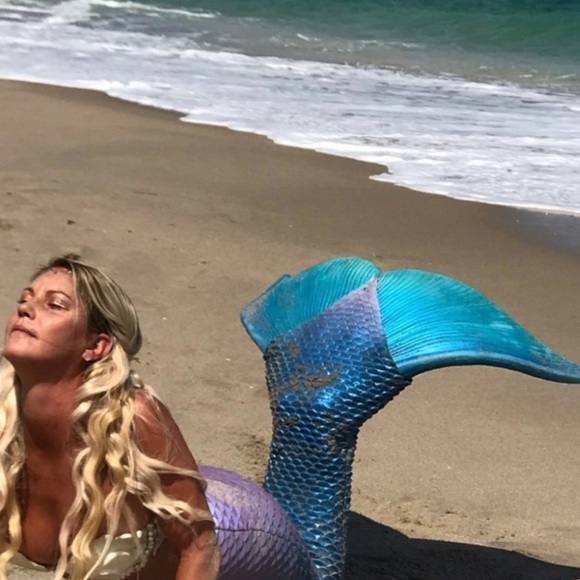 LIKE THIS LISTING TO JOIN MY NEXT LIVE SHOW! - Picture 10 of 12